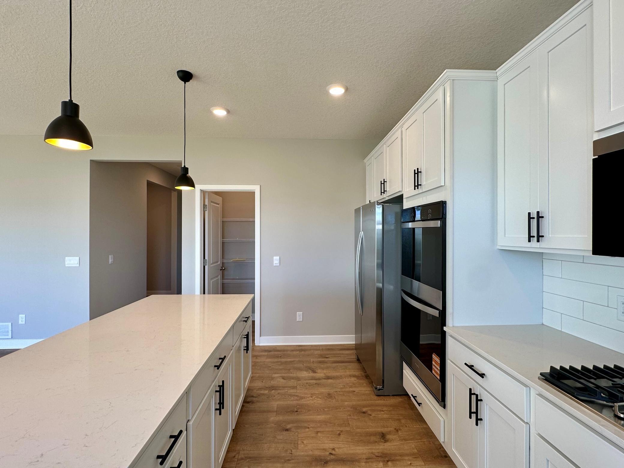 6287 Jennifer Avenue South Cottage Grove, MN 55016 - Photo 7 of 36