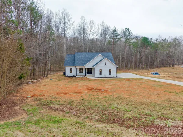 $375,000 | 487 South 8th Avenue, Maiden, NC 28650
