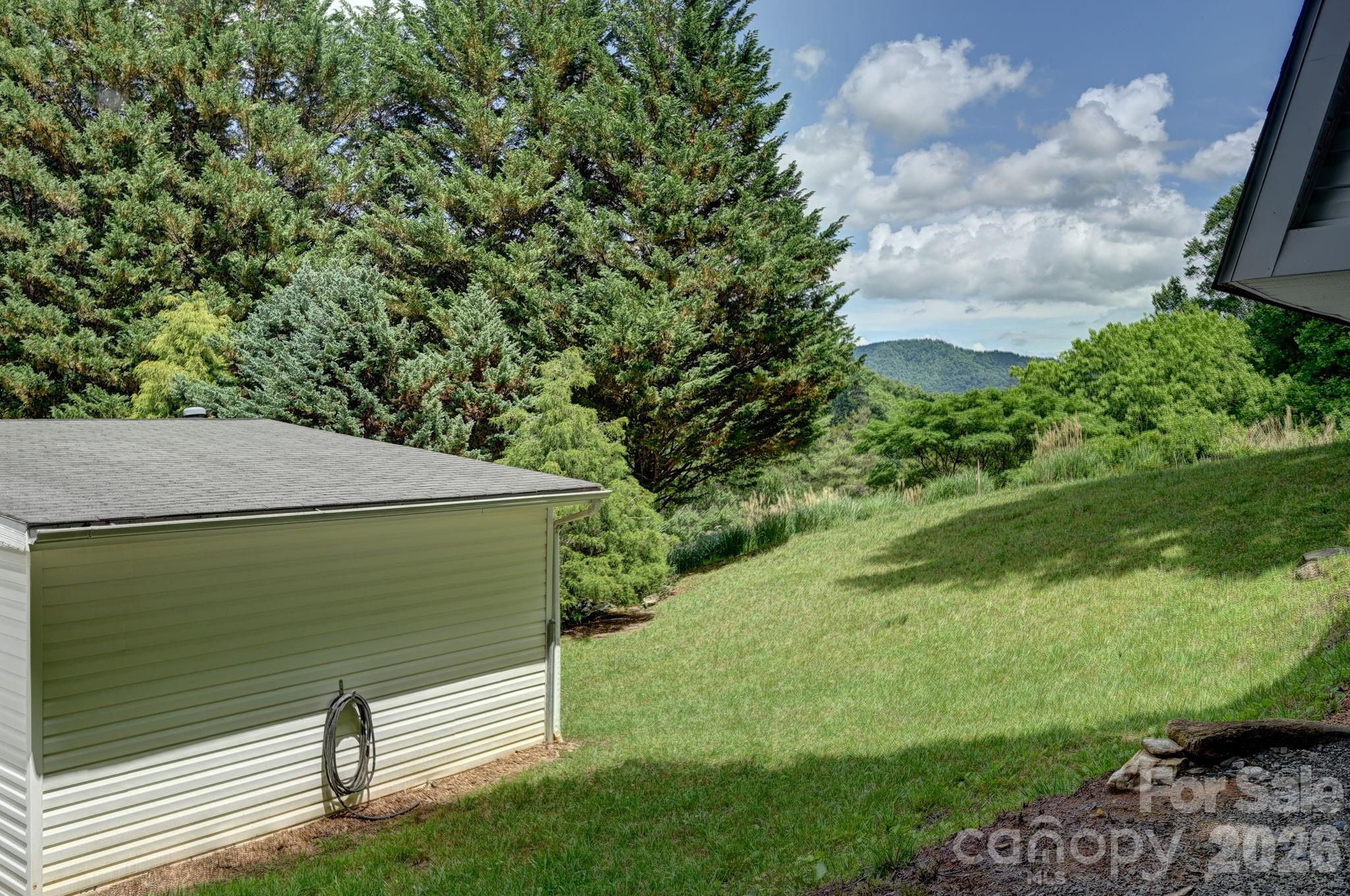 1191 Fisher Branch Road Marshall, NC 28753 - Photo 15 of 37