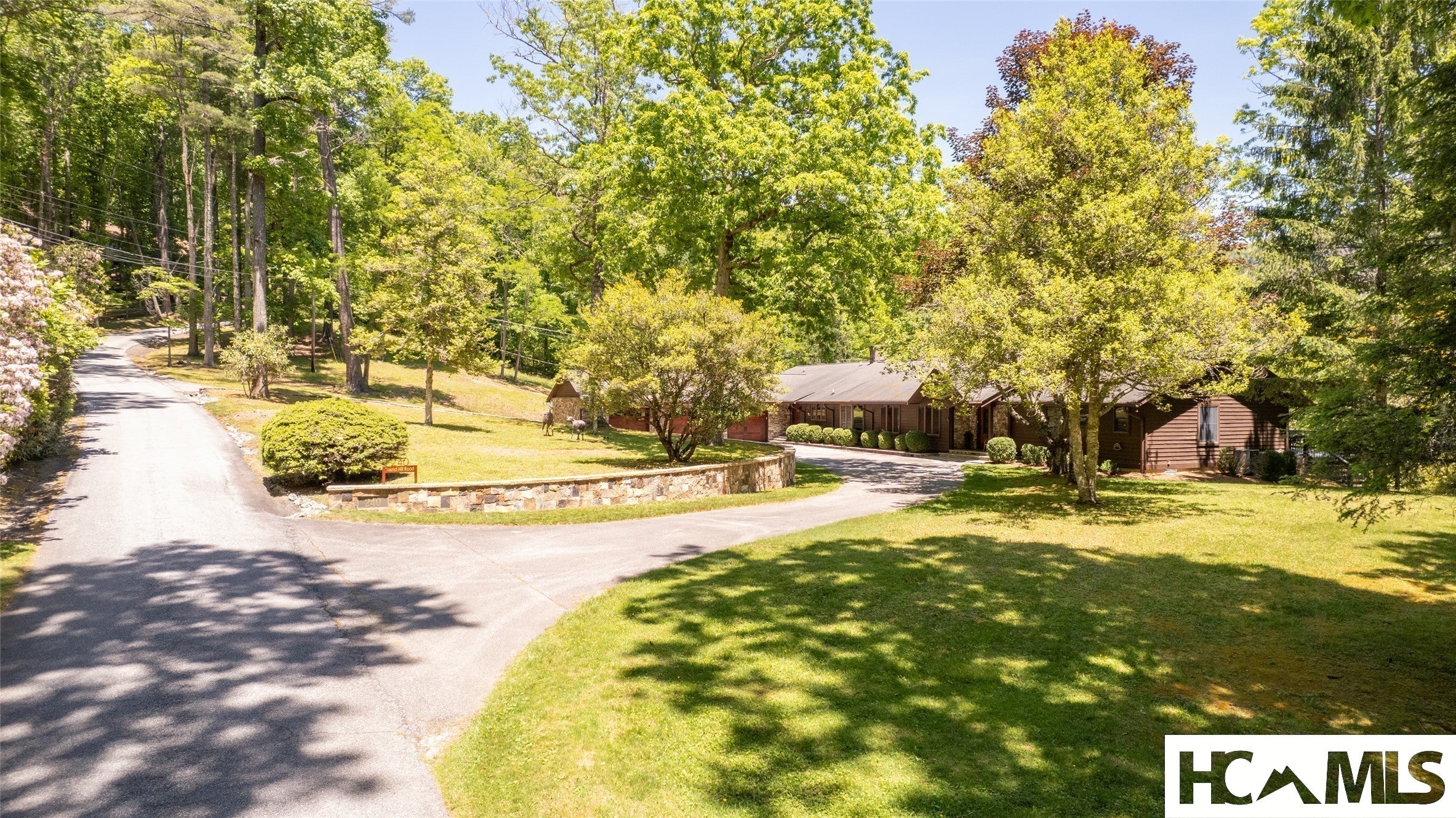 240 Round Hill Road Sapphire, NC 28774 - Photo 74 of 89 Gallery Image 74