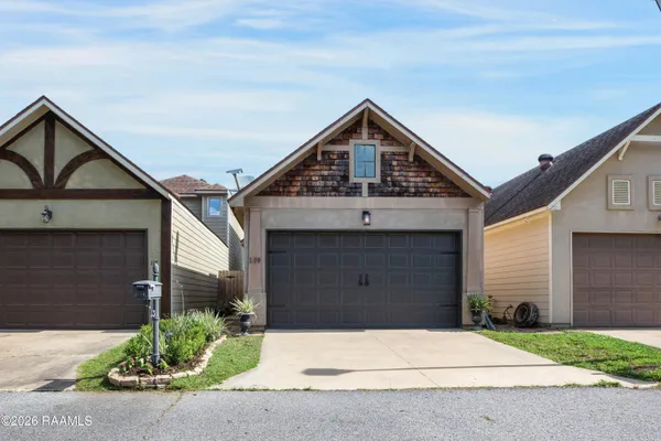 $215,000 | 119 Villa Park Lane, Lafayette, LA 70508
