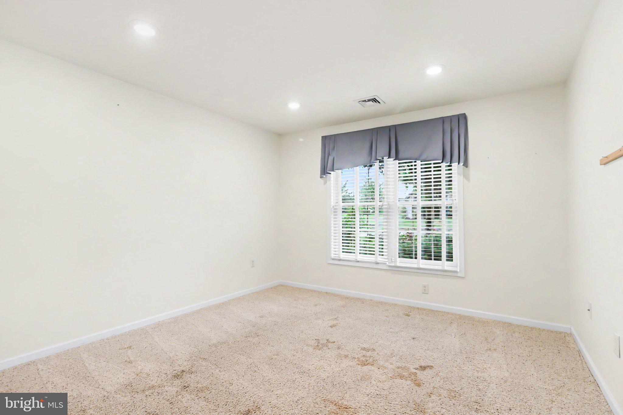 749 Heather Ridge Manheim, PA 17545 - Photo 18 of 36 Bedroom 2