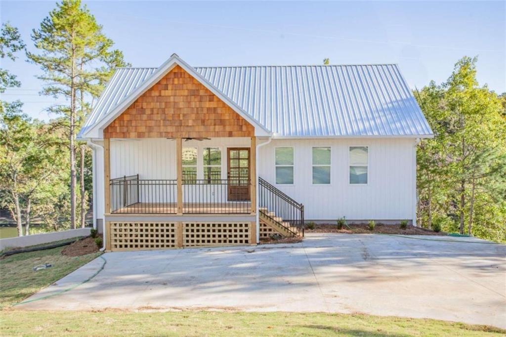 421 Pointe View Road Wedowee, AL 36278 - Photo 1 of 1 front view of a house