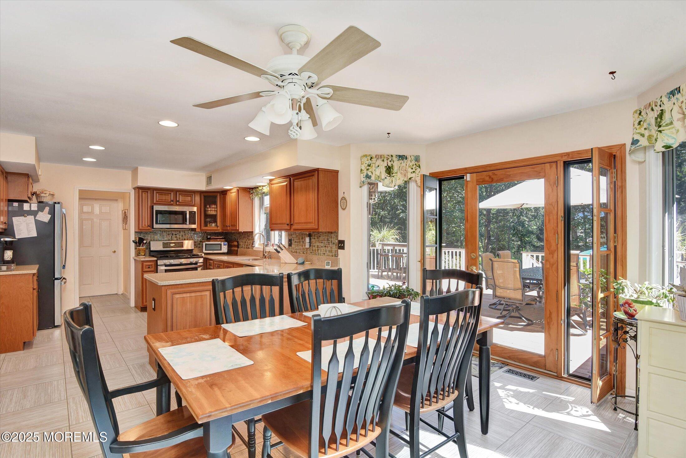 14 Bittersweet Drive Jackson, NJ 08527 - Photo 13 of 43 13-Kitchen