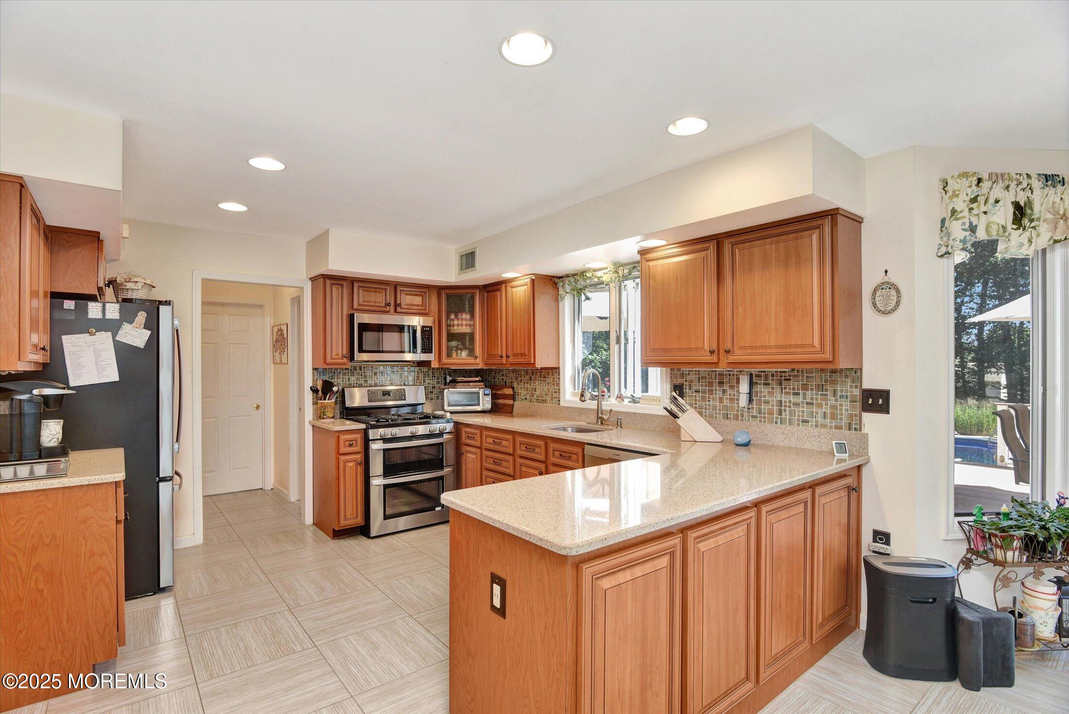 14 Bittersweet Drive Jackson, NJ 08527 - Photo 14 of 43 14-Kitchen