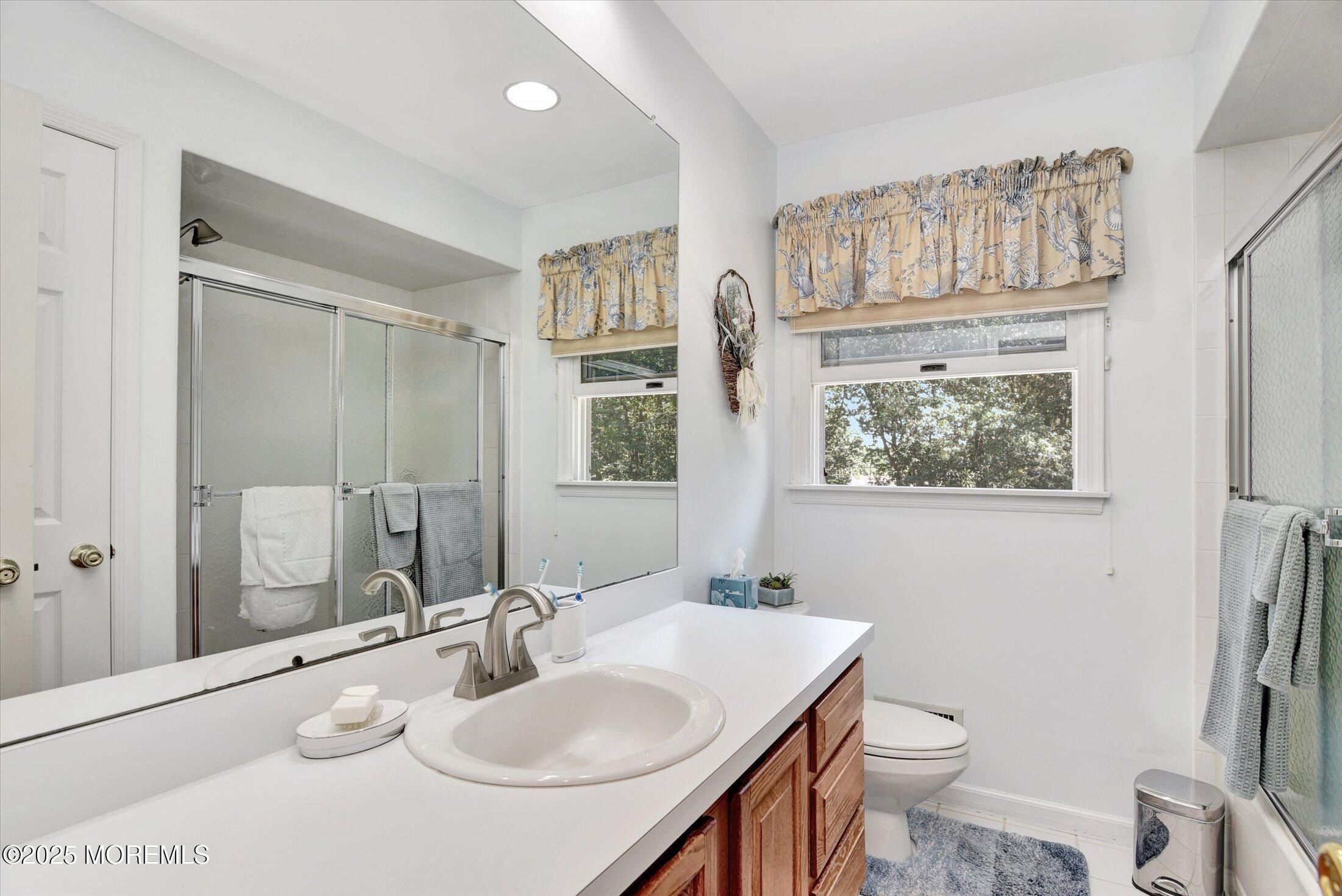 14 Bittersweet Drive Jackson, NJ 08527 - Photo 25 of 43 25-Bathroom