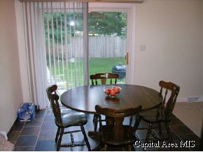 18 Red Fox Court Springfield, IL 62712 - Photo 7 of 9