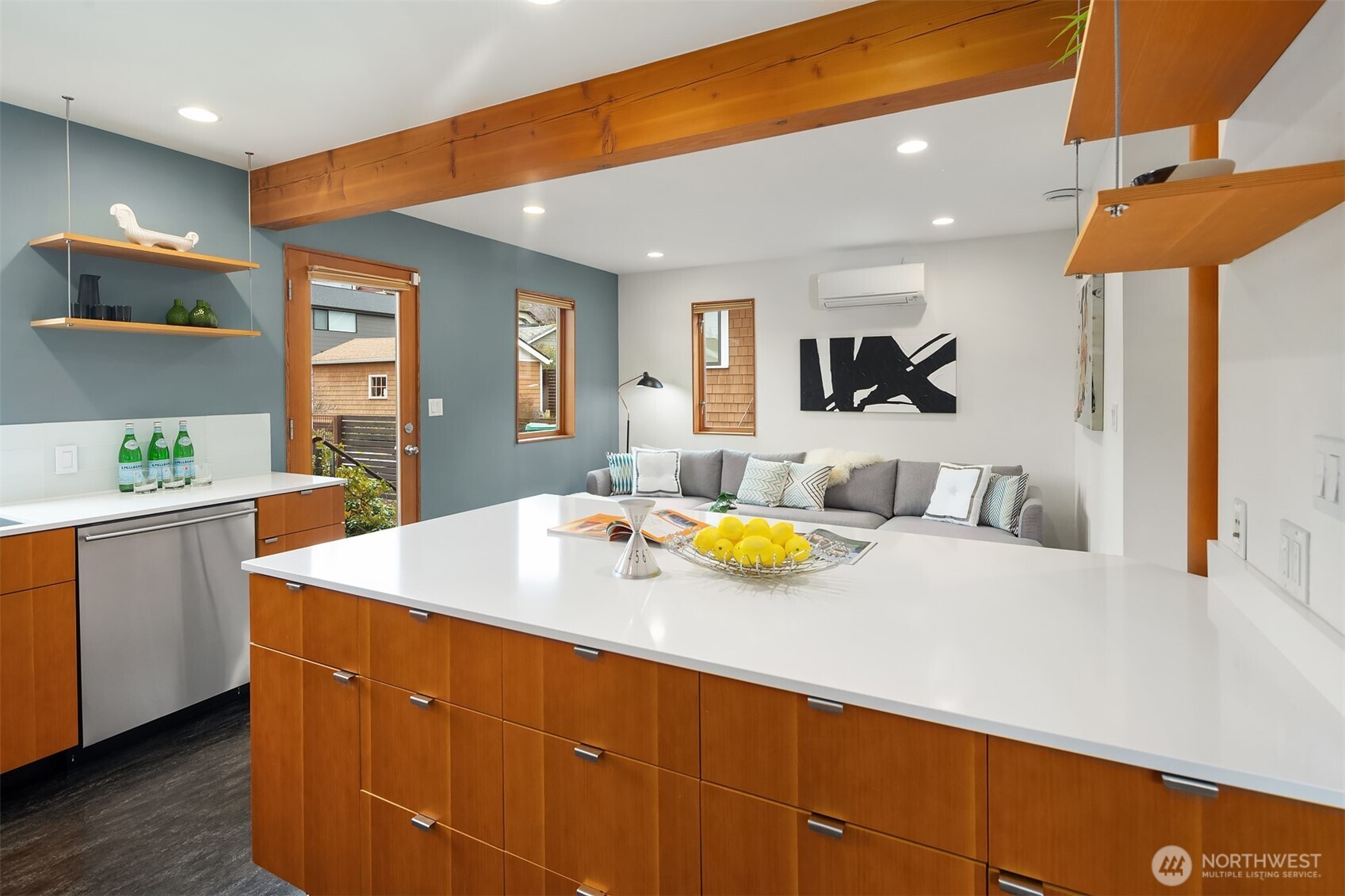 547 North 68th Street Seattle, WA 98103 - Photo 12 of 36