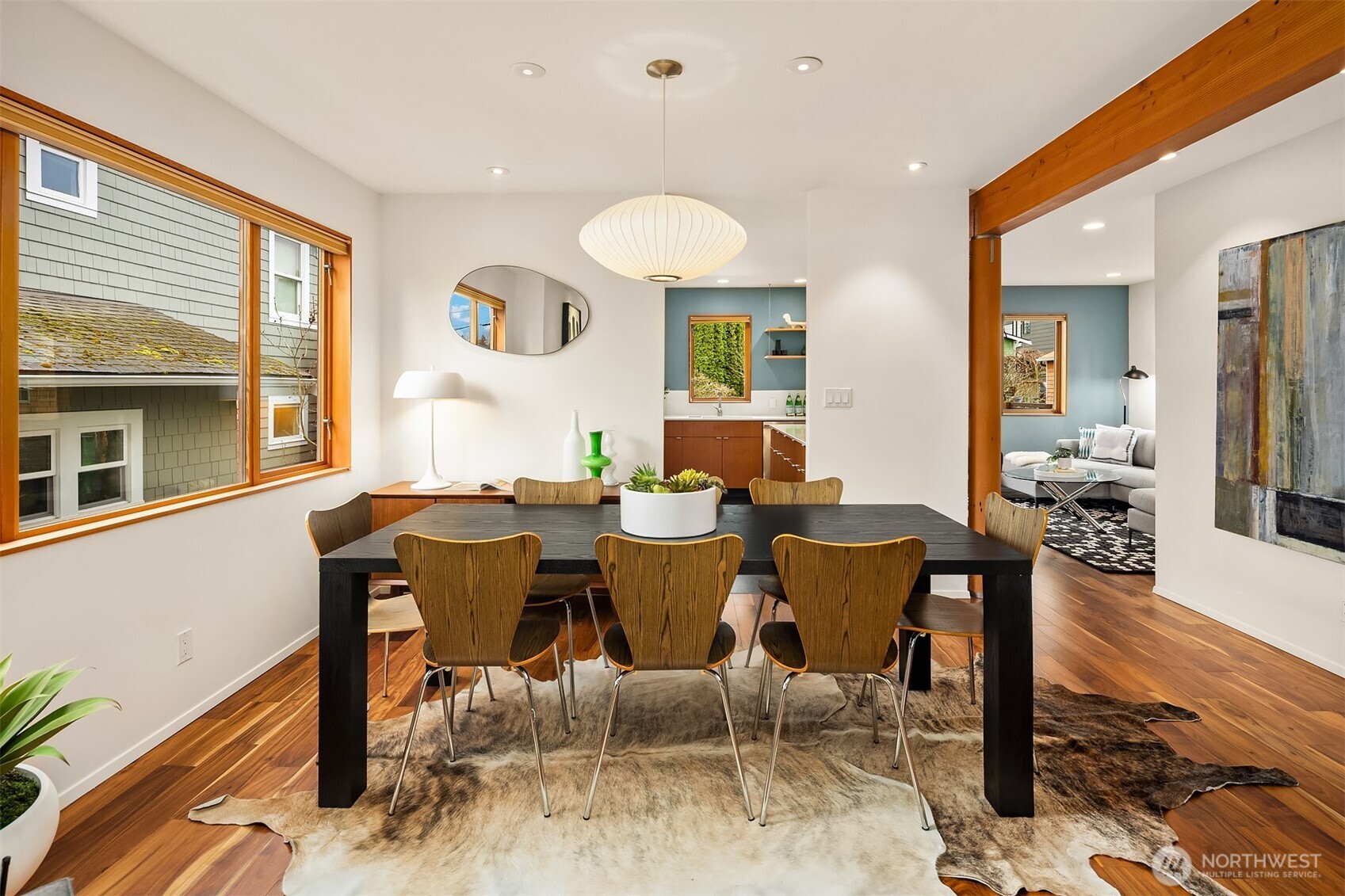 547 North 68th Street Seattle, WA 98103 - Photo 7 of 36