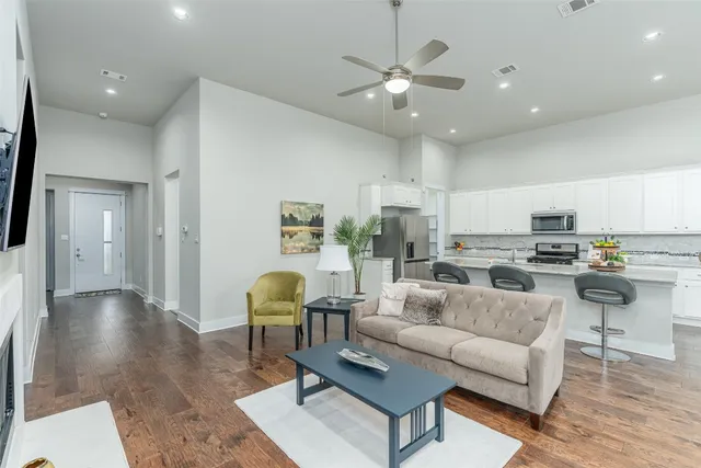 $490,000 | 13701 Ronald W Reagan Boulevard, Unit 103, Cedar Park, TX 78613