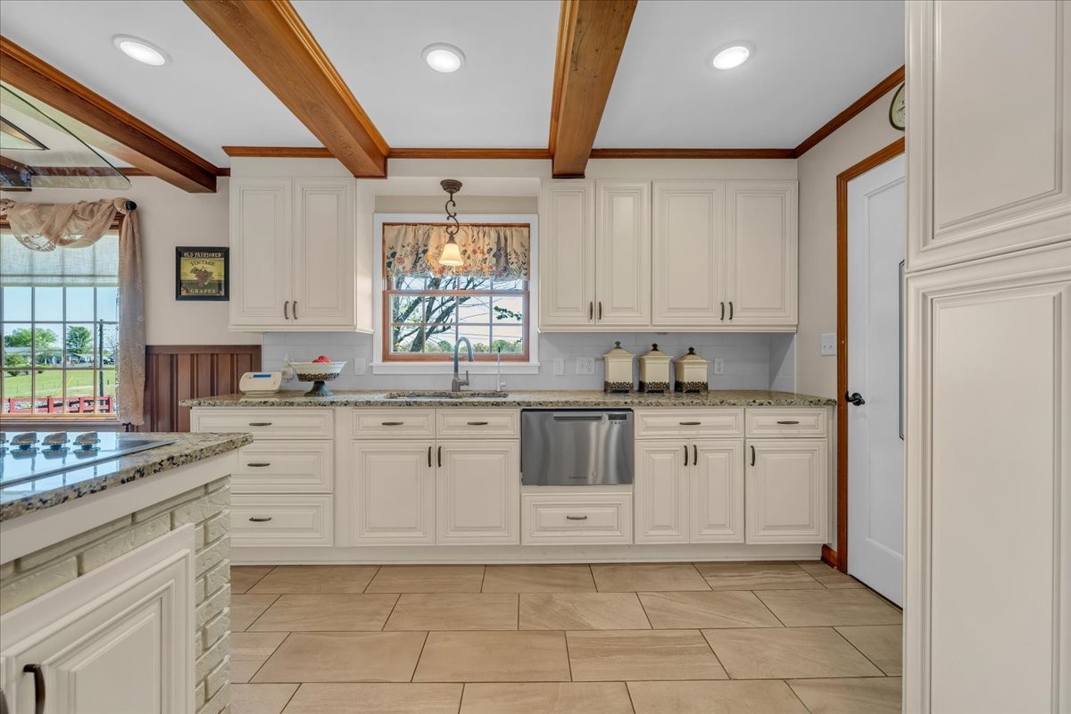 1435 Hennessee Bridge Road Rock Island, TN 38581 - Photo 16 of 79