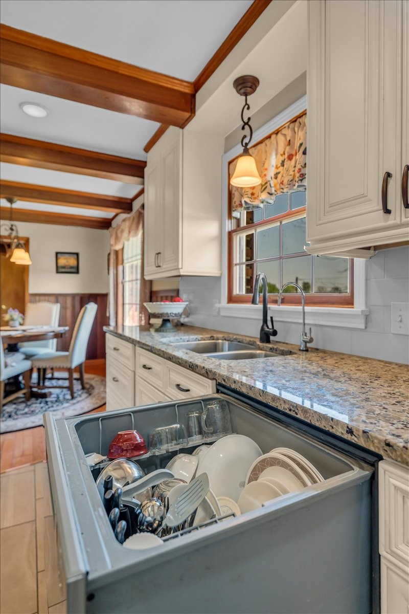 1435 Hennessee Bridge Road Rock Island, TN 38581 - Photo 17 of 79