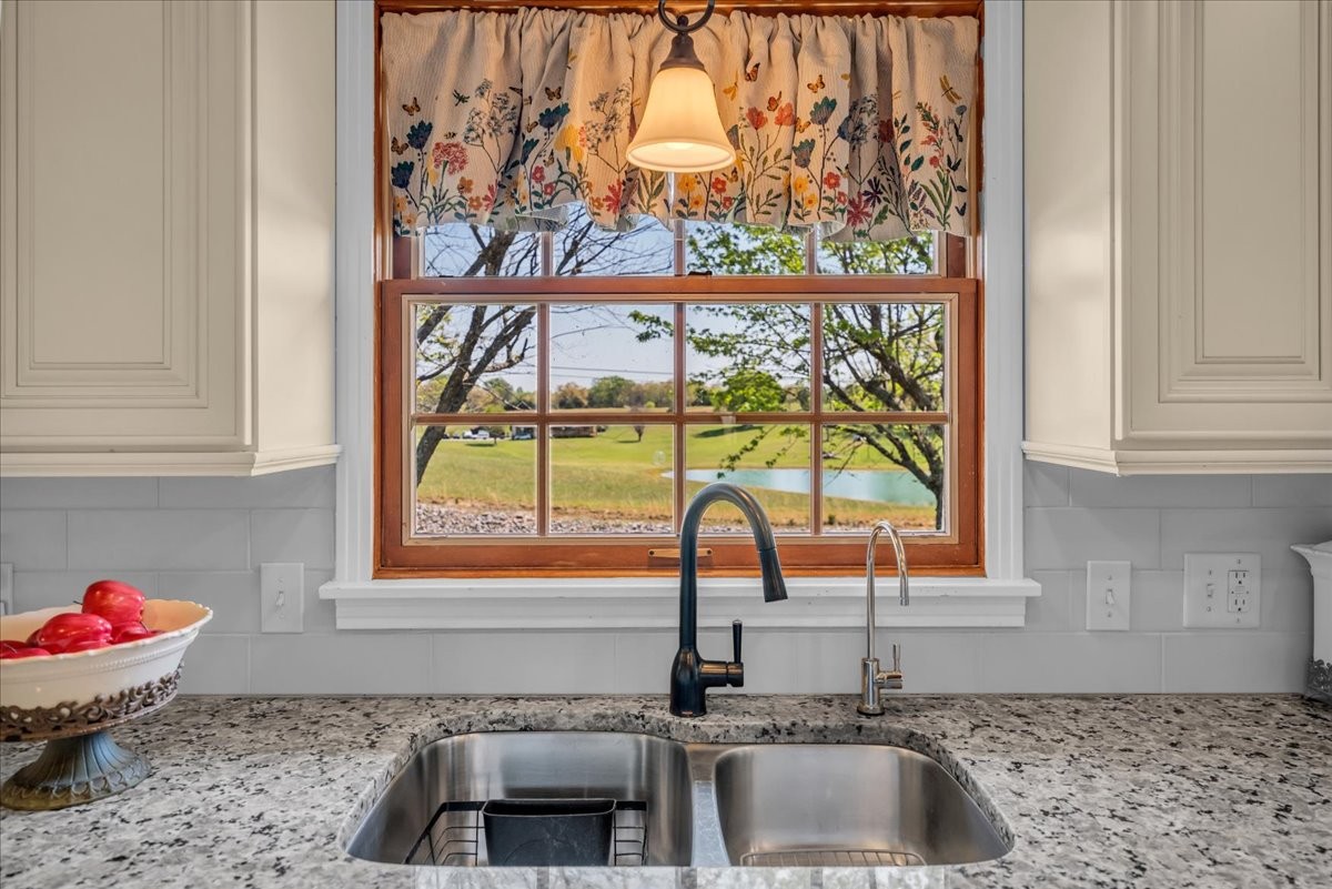 1435 Hennessee Bridge Road Rock Island, TN 38581 - Photo 19 of 79