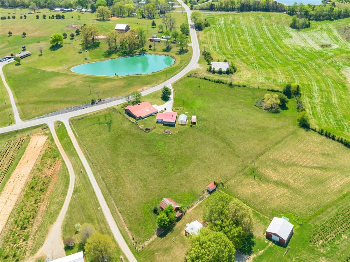 1435 Hennessee Bridge Road Rock Island, TN 38581 - Photo 77 of 79