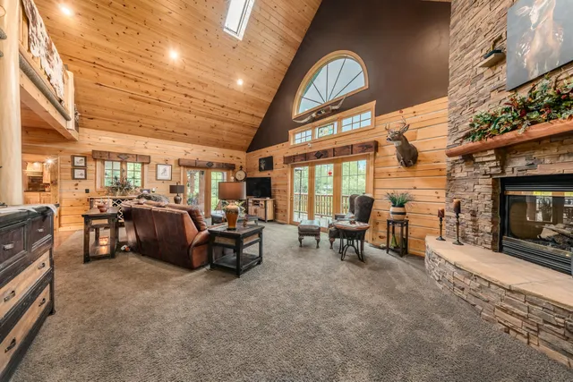 $1,100,000 | N10627 Bay View Lane, Phillips, WI 54555