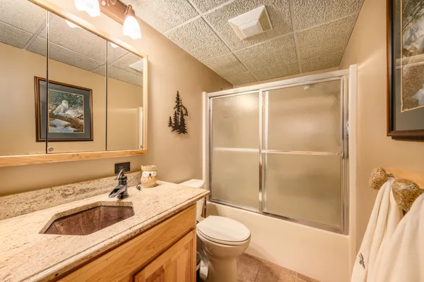 $1,100,000 | N10627 Bay View Lane, Worcester, WI 54555