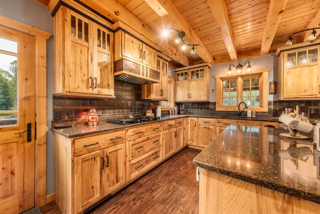 $1,100,000 | N10627 Bay View Lane, Phillips, WI 54555