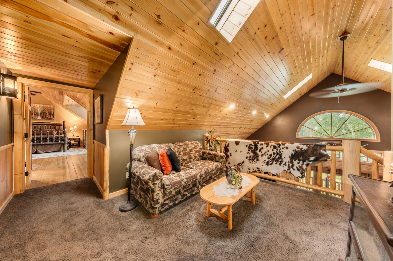 N10627 Bay View Lane Phillips, WI 54555 - Photo 23 of 74 Perfect loft to read a book