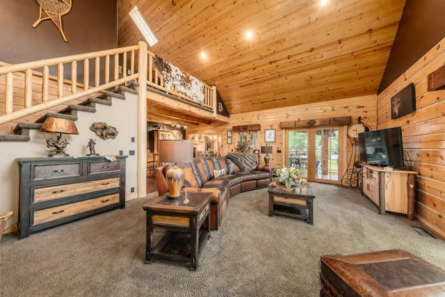 $1,100,000 | N10627 Bay View Lane, Phillips, WI 54555