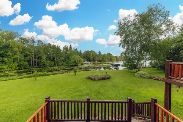 $1,100,000 | N10627 Bay View Lane, Worcester, WI 54555