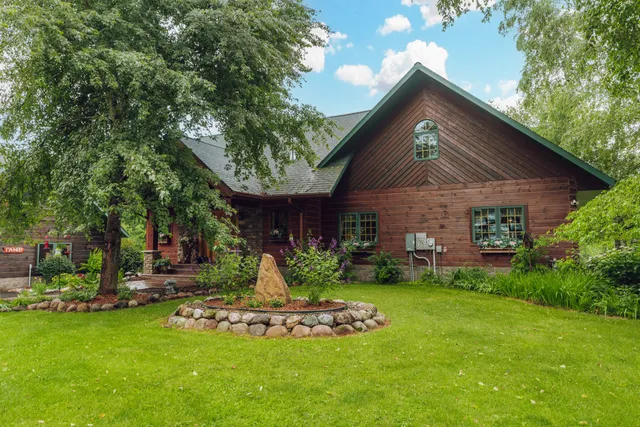 $1,100,000 | N10627 Bay View Lane, Phillips, WI 54555