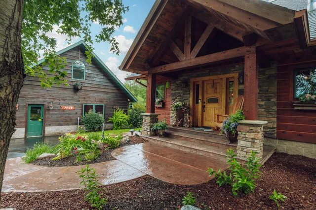 $1,100,000 | N10627 Bay View Lane, Phillips, WI 54555