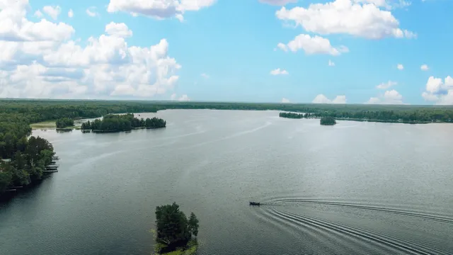 $1,100,000 | N10627 Bay View Lane, Phillips, WI 54555