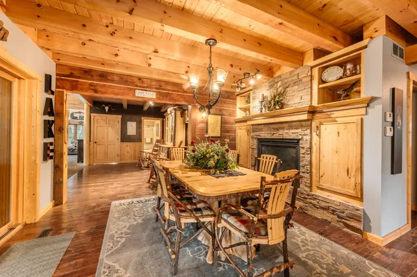 $1,100,000 | N10627 Bay View Lane, Worcester, WI 54555