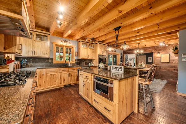 $1,100,000 | N10627 Bay View Lane, Worcester, WI 54555