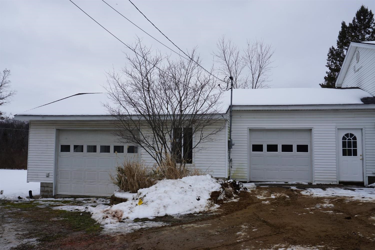 6989 Scully Road Dexter, MI 48130 - Photo 3 of 10 Photo 3