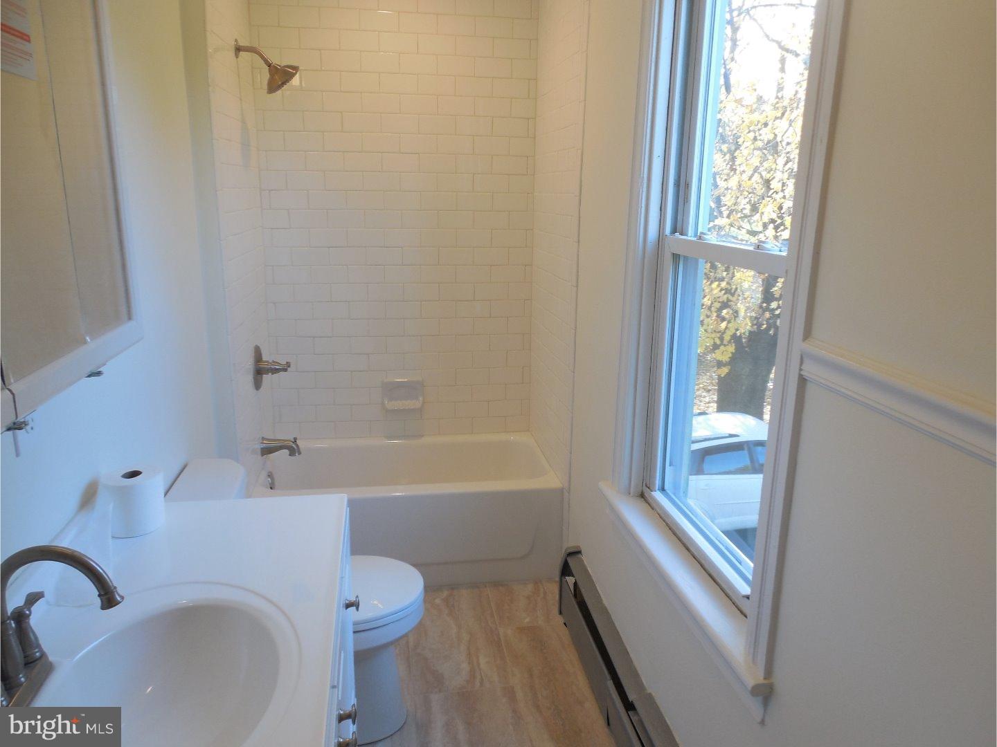 2150 Spinnerstown Road Quakertown, PA 18951 - Photo 17 of 24 Bathroom