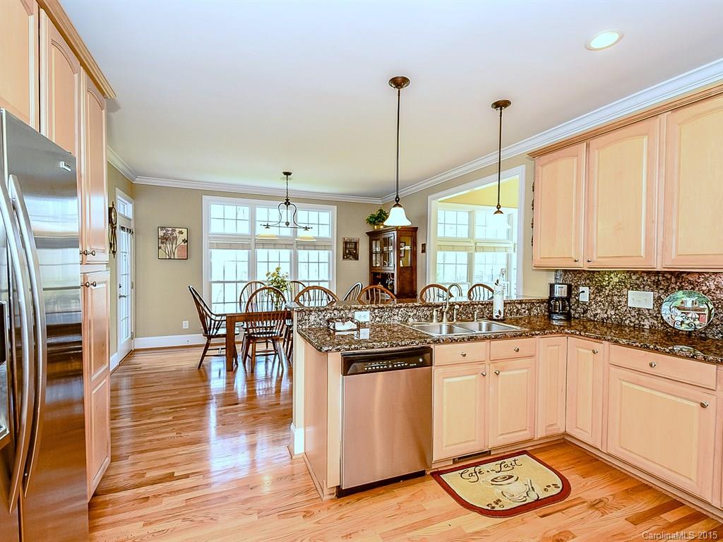 1438 Doe Ridge Lane Fort Mill, SC 29715 - Photo 12 of 25 Gallery Image 12