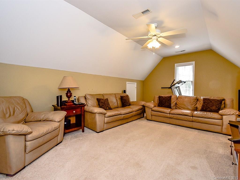 1438 Doe Ridge Lane Fort Mill, SC 29715 - Photo 22 of 25 Gallery Image 22