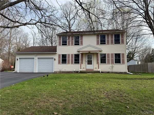 $319,900 | 7 Athena Drive, Lysander, NY 13027