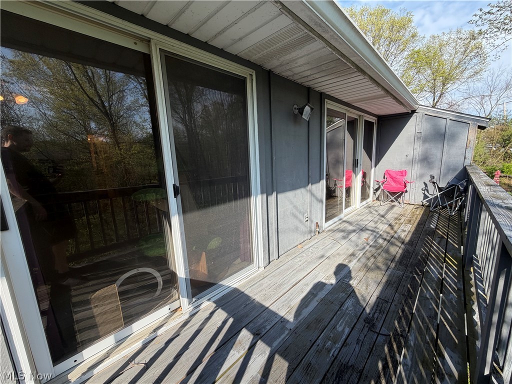 4648 Oak Point Road Lorain, OH 44053 - Photo 15 of 33