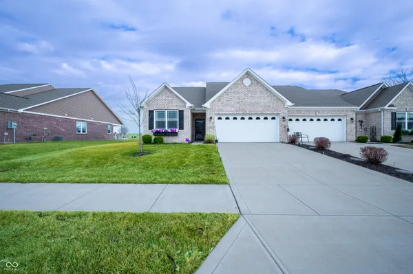 $329,900 | 1565 Sadler Way, Avon, IN 46123