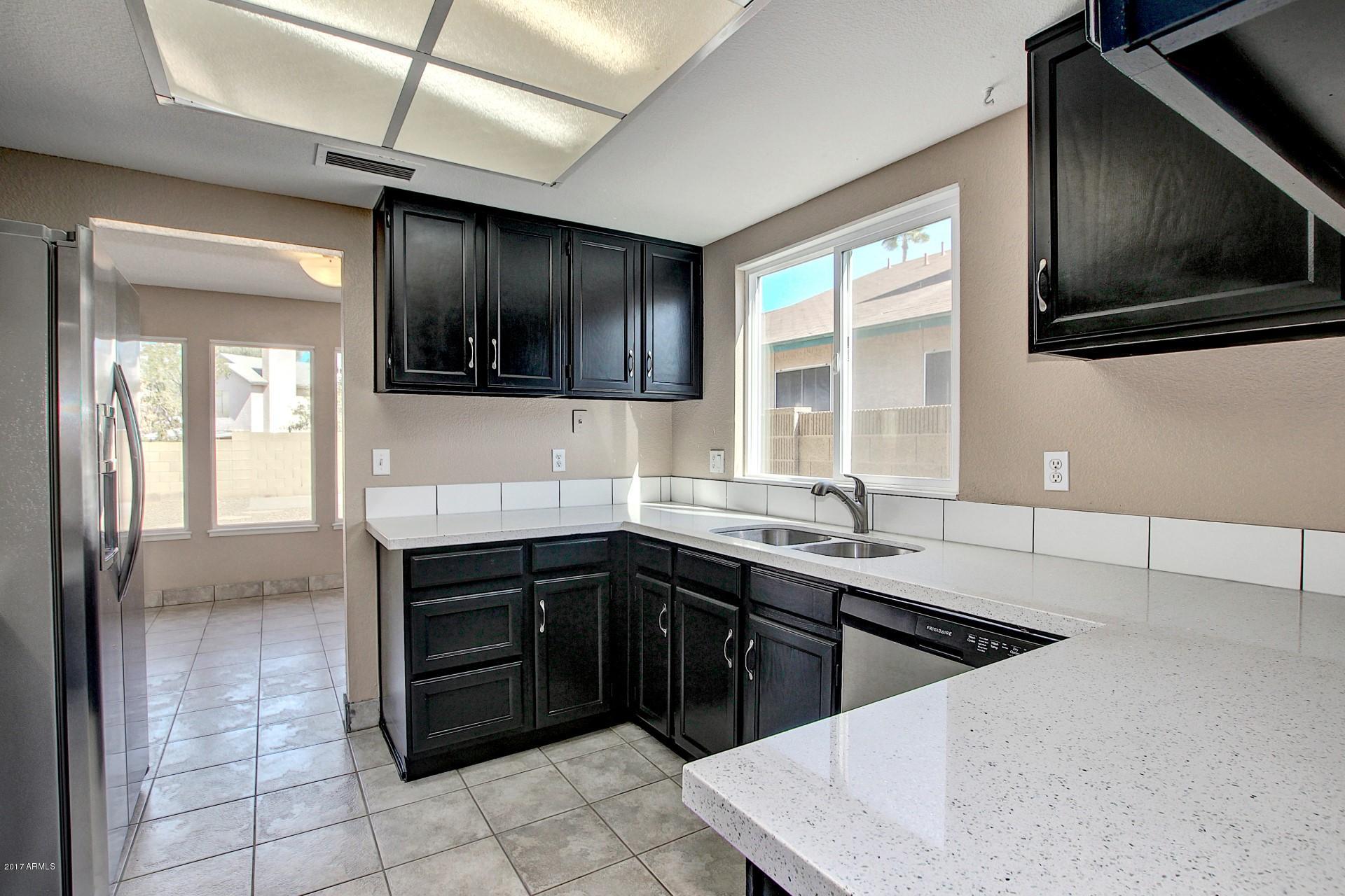 1602 East Vineyard Road Phoenix, AZ 85042 - Photo 14 of 30 Vineyard (14)