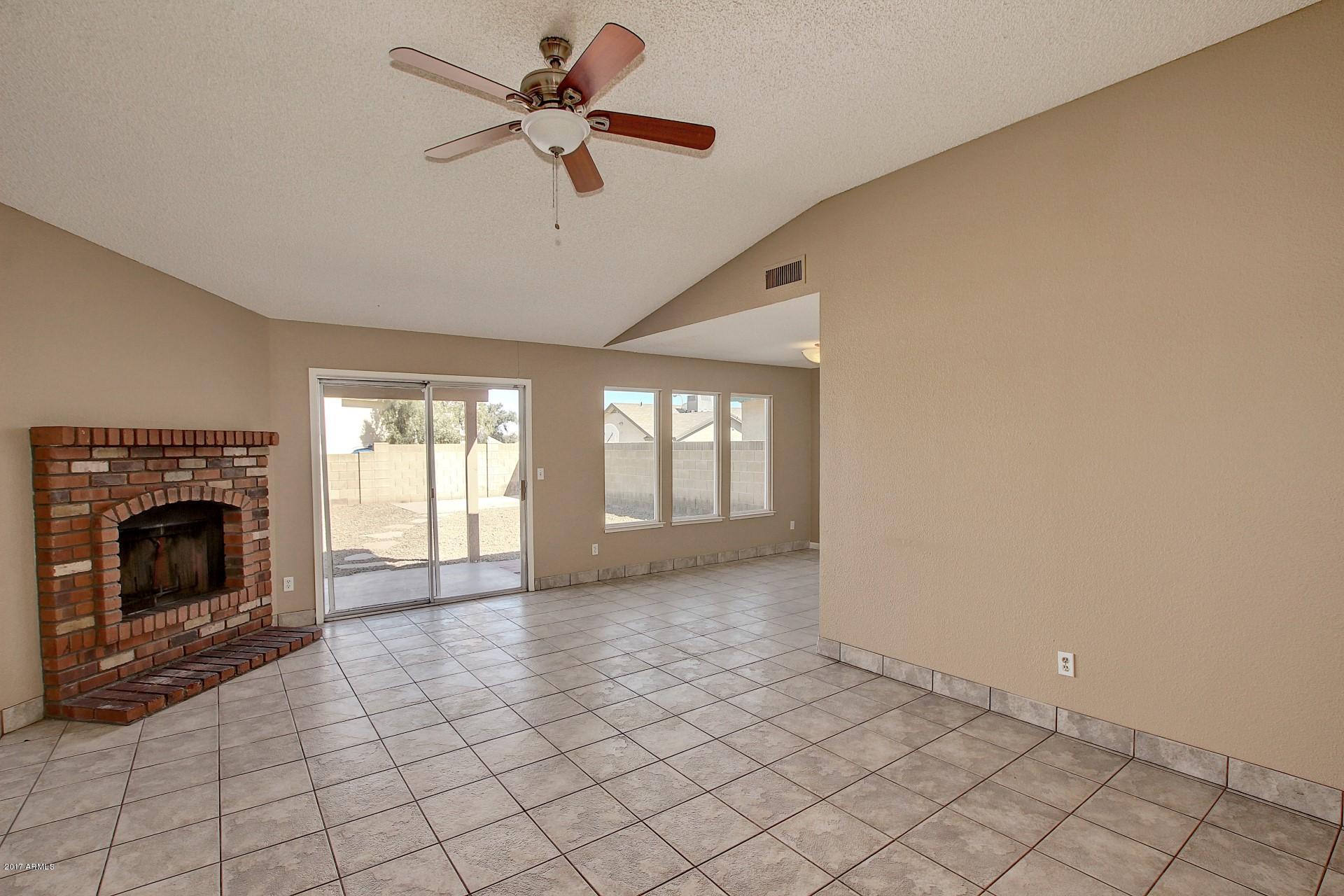 1602 East Vineyard Road Phoenix, AZ 85042 - Photo 6 of 30 Vineyard (6)