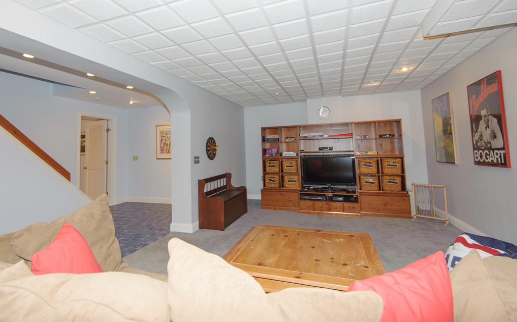 11 Captain Handley Road Acton, MA 01720 - Photo 19 of 24 Gallery Image 19