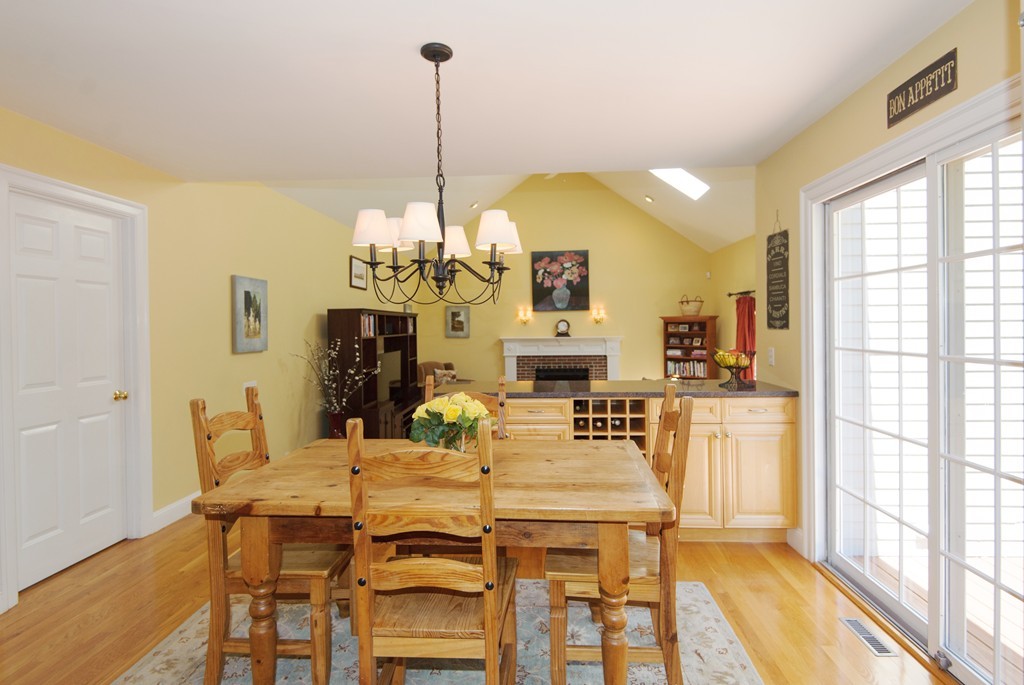 11 Captain Handley Road Acton, MA 01720 - Photo 9 of 24 Gallery Image 9