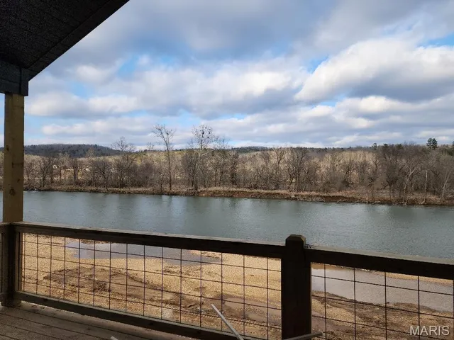 $899,000 | 185 Riverside, Van Buren, MO 63965