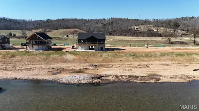 $899,000 | 185 Riverside, Van Buren, MO 63965