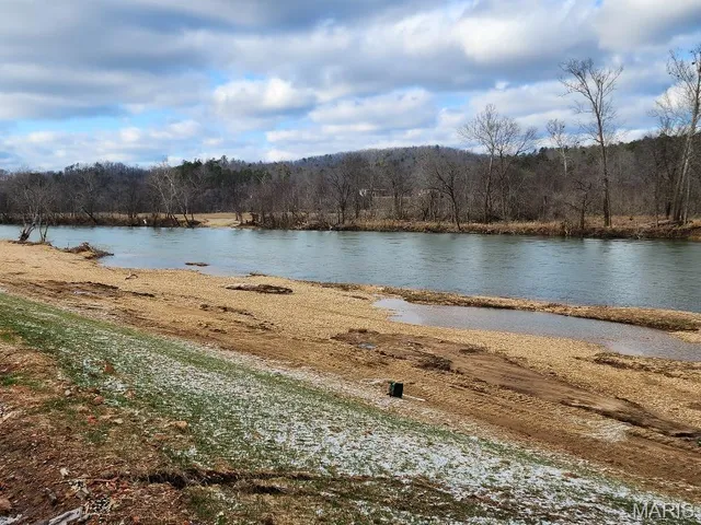 $899,000 | 185 Riverside, Van Buren, MO 63965