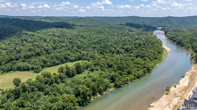 $899,000 | 185 Riverside, Van Buren, MO 63965