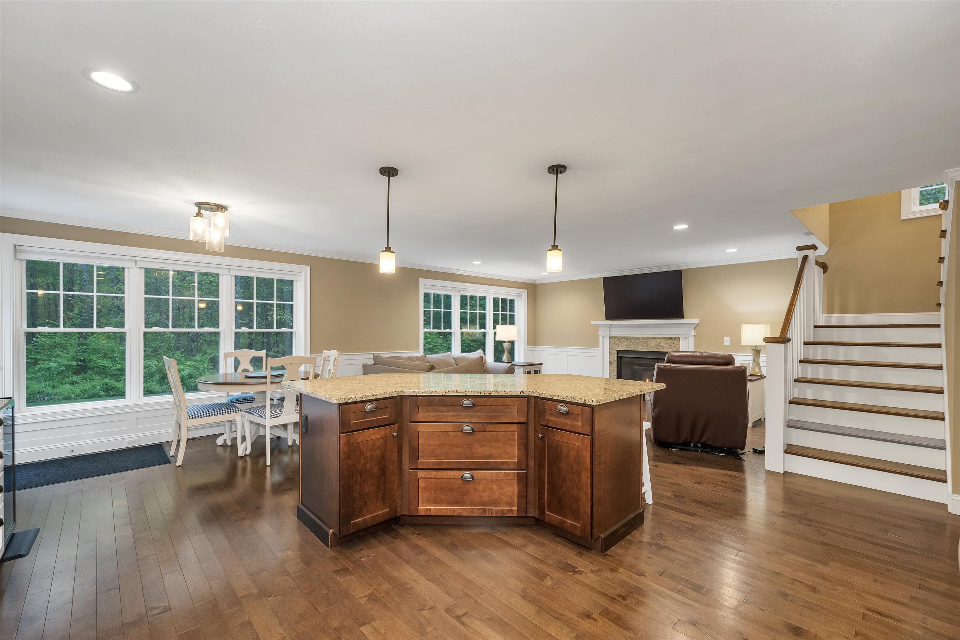 68 Garland Road Nottingham, NH 03290 - Photo 2 of 60