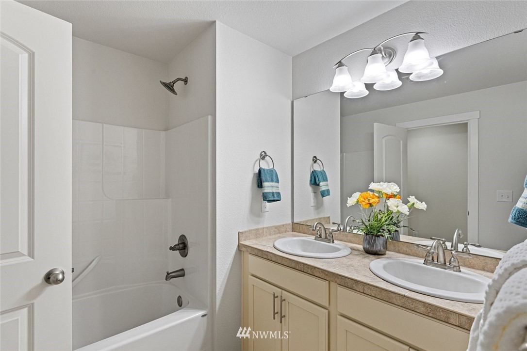 3804 163rd Street Southeast Bothell, WA 98012 - Photo 17 of 28 Gallery Image 17