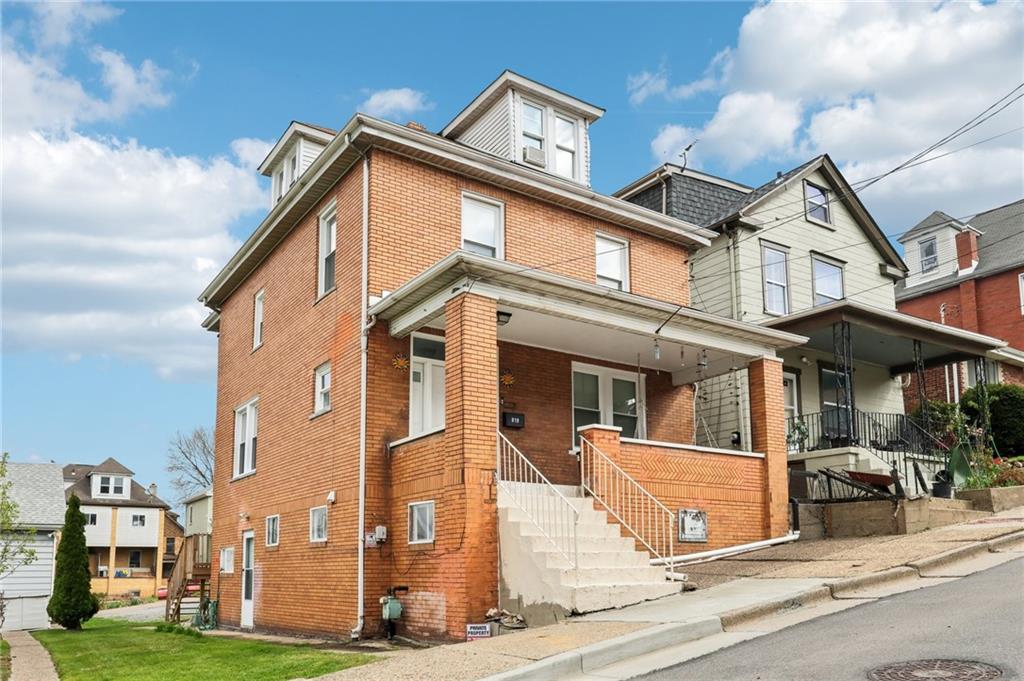 819 Kerr Street Ambridge, PA 15003 - Photo 3 of 50