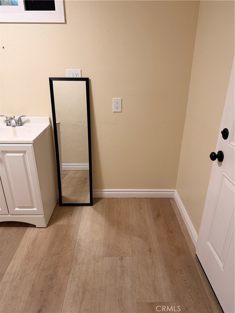 1982 Corson Street Pasadena, CA 91107 - Photo 23 of 30 a view of an empty room with a window