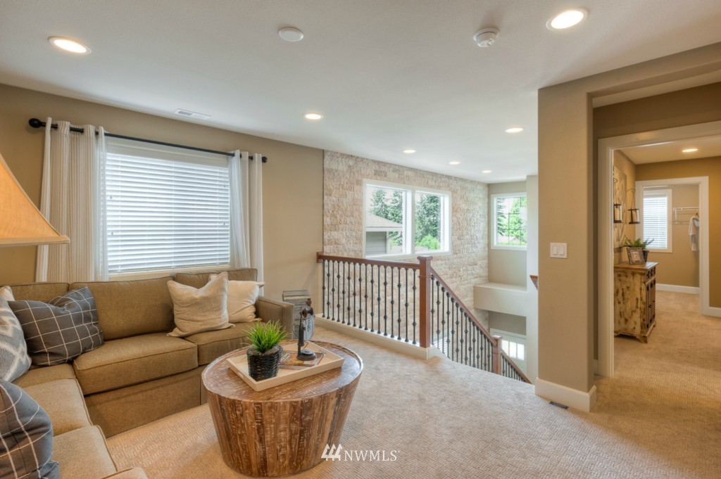17819 33rd Avenue Southeast, Unit 8 Bothell, WA 98012 - Photo 16 of 23 Gallery Image 16