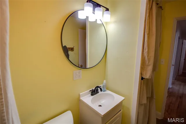 $85,000 | 2221 Norside Drive, Alton, IL 62002